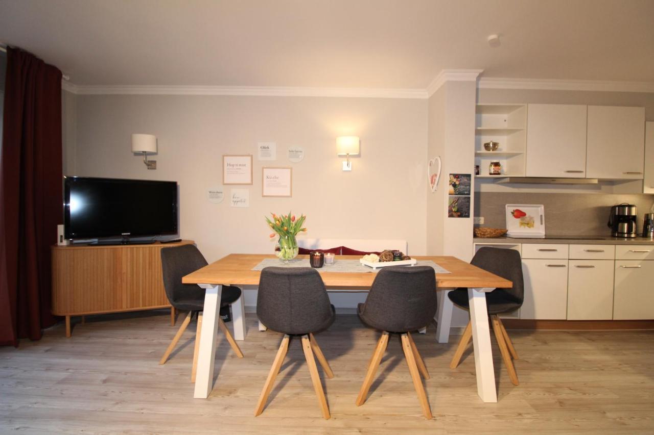 Blumeninsel Apartment Horumersiel Exterior photo