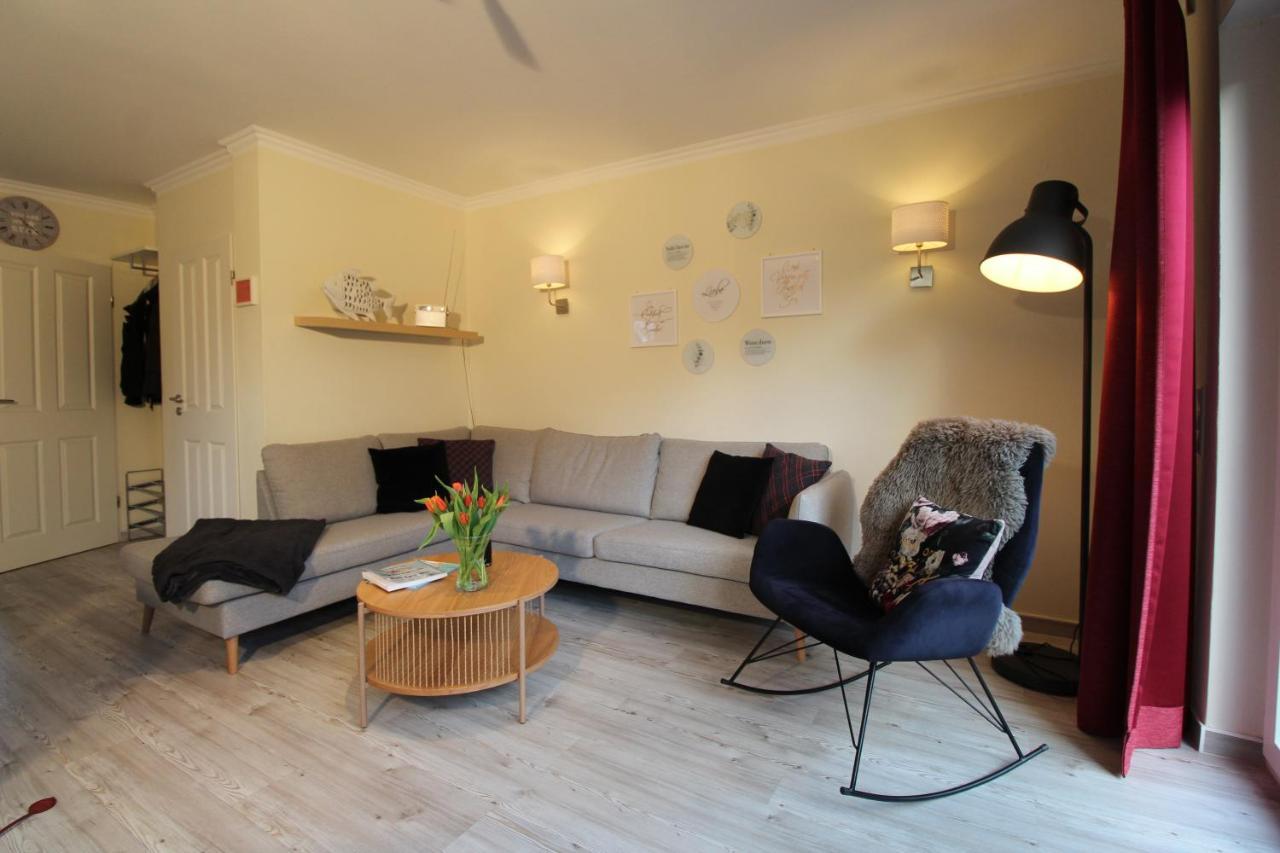Blumeninsel Apartment Horumersiel Exterior photo